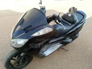 Yamaha Majesty 2012 Black