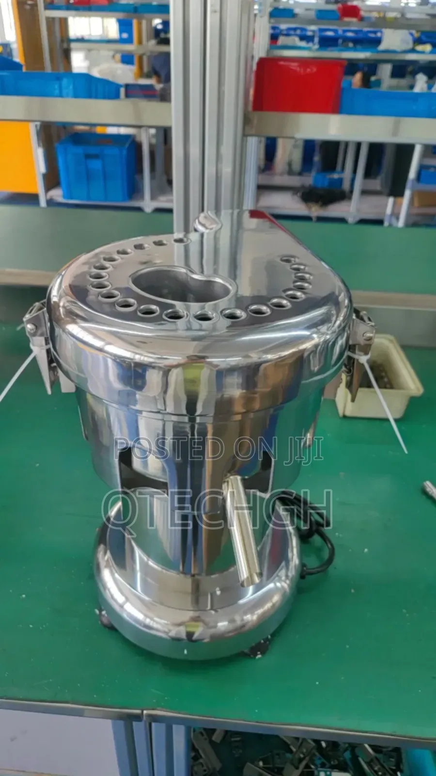 Commercial Grade A2000 Juicers Available
