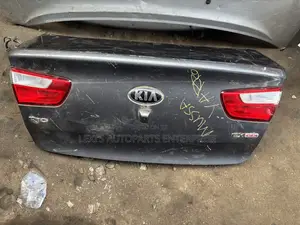 Kia Rio 2015-17 Booth