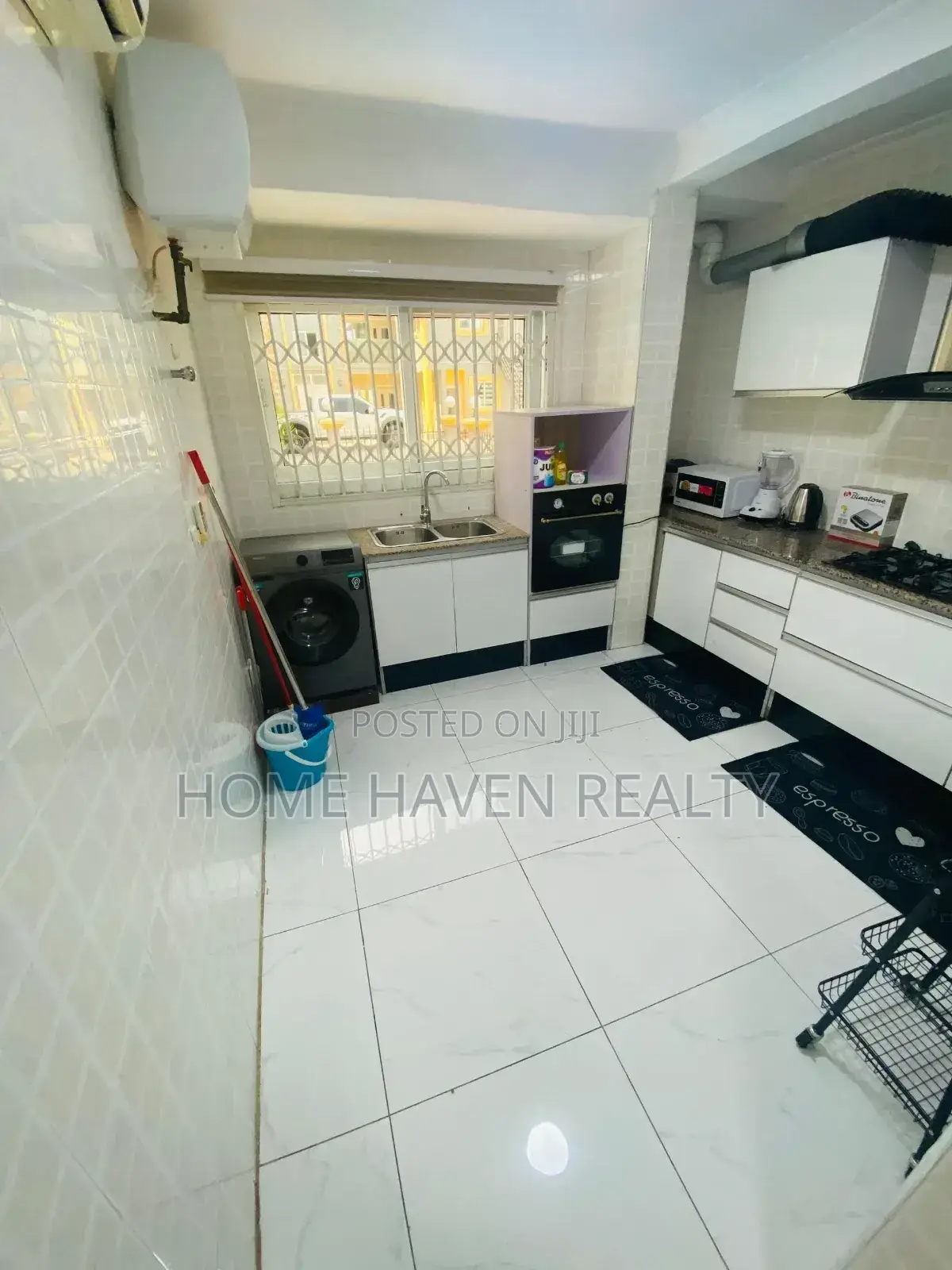 Furnished 3bdrm Apartment in Airport West for rent