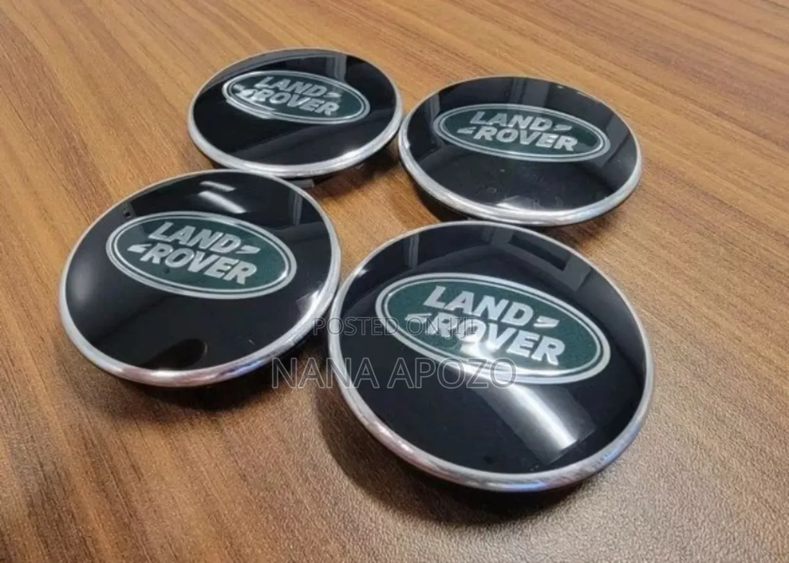 Green and Black Land Rover and Range Rover Wheel Cups
