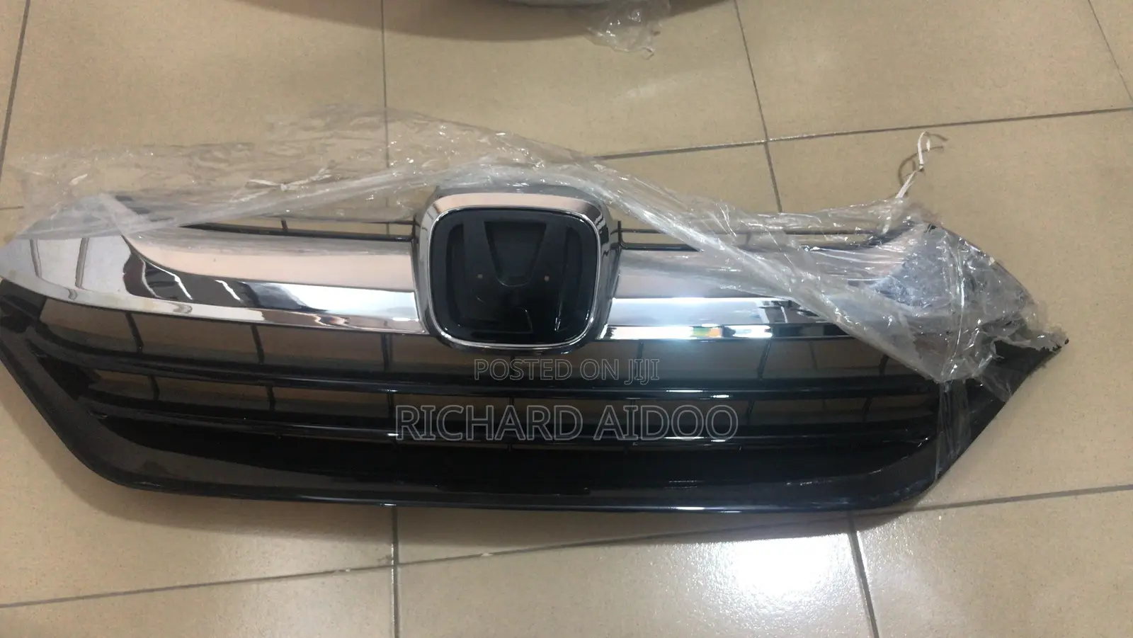 Honda Cr-v 2018 Front Grill Available
