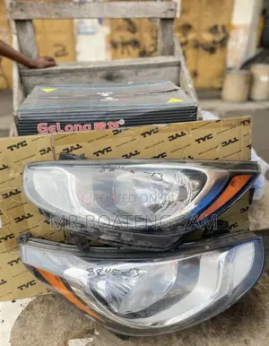 Hyundai Accent 2012-2014 Headlight