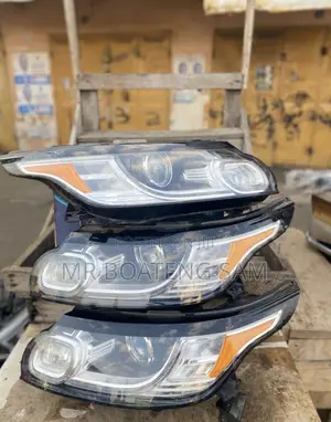 Range Rover 2017 Headlight