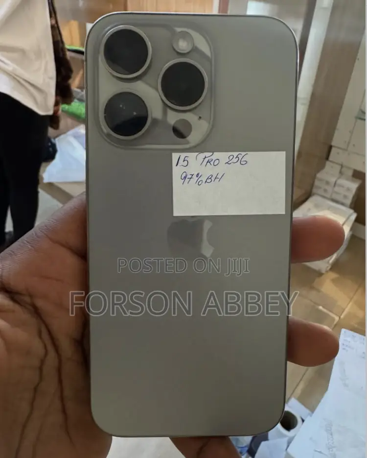 Apple iPhone 15 Pro 256 GB White