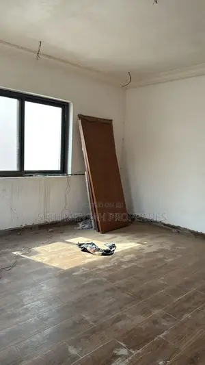 3bdrm House in Skm Properties, Haatso for sale