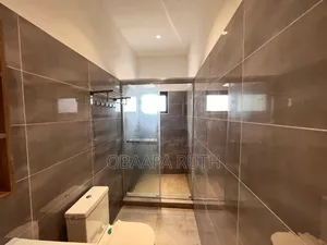 3bdrm Townhouse / Terrace in Oyarifa for rent