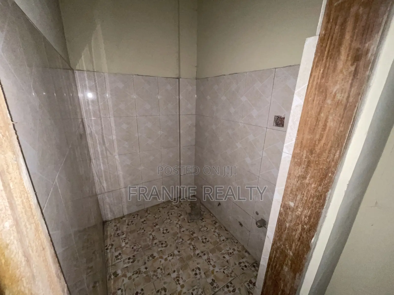 Shop/Store/Office Space for Rent at Kasoa