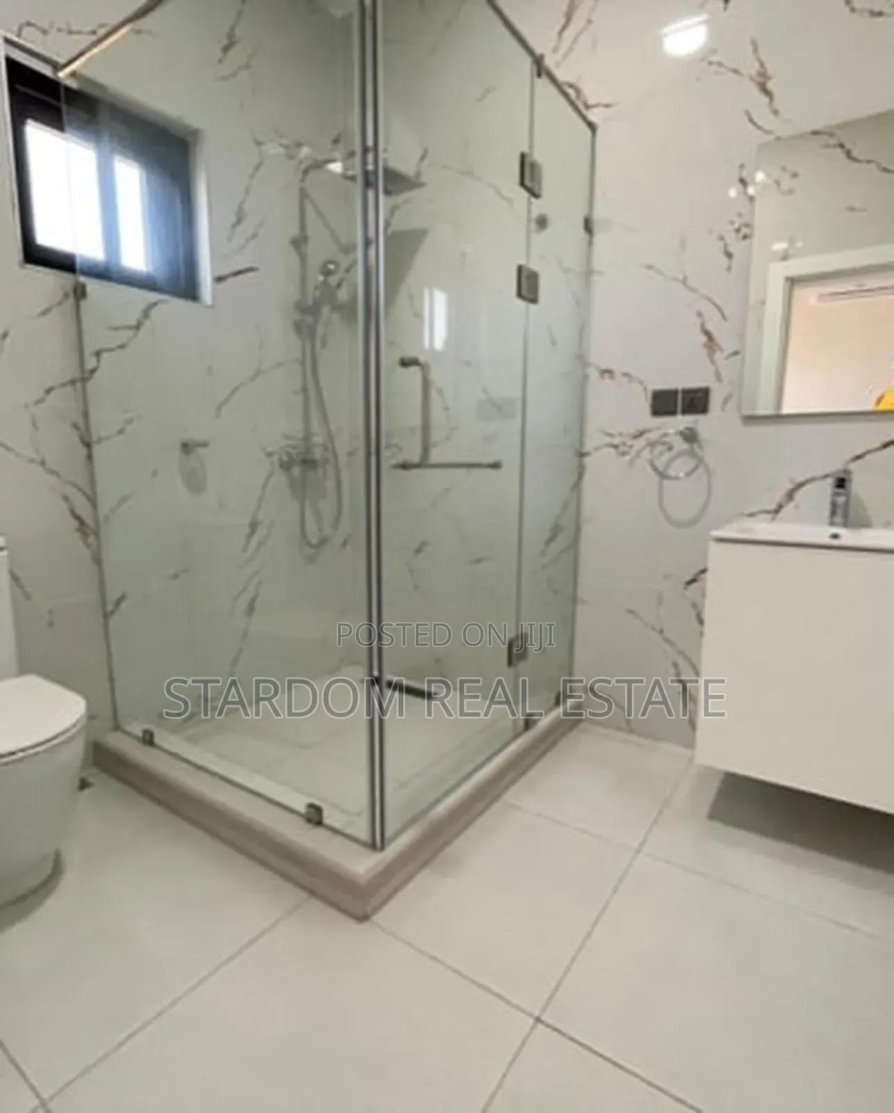 4bdrm Duplex in East Airport Area, Spintex for sale