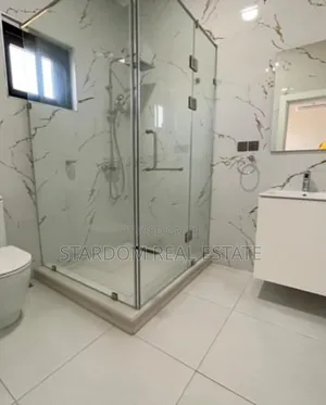 4bdrm Duplex in East Airport Area, Spintex for sale
