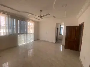 4bdrm Townhouse / Terrace in Luxelooks Properties, East Legon for rent