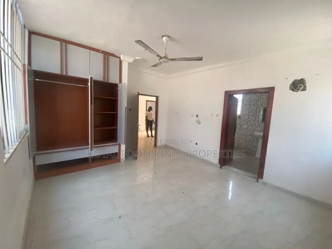 4bdrm Townhouse / Terrace in Luxelooks Properties, East Legon for rent