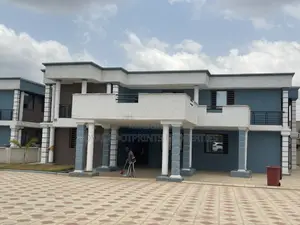 4bdrm Townhouse / Terrace in Luxelooks Properties, East Legon for rent