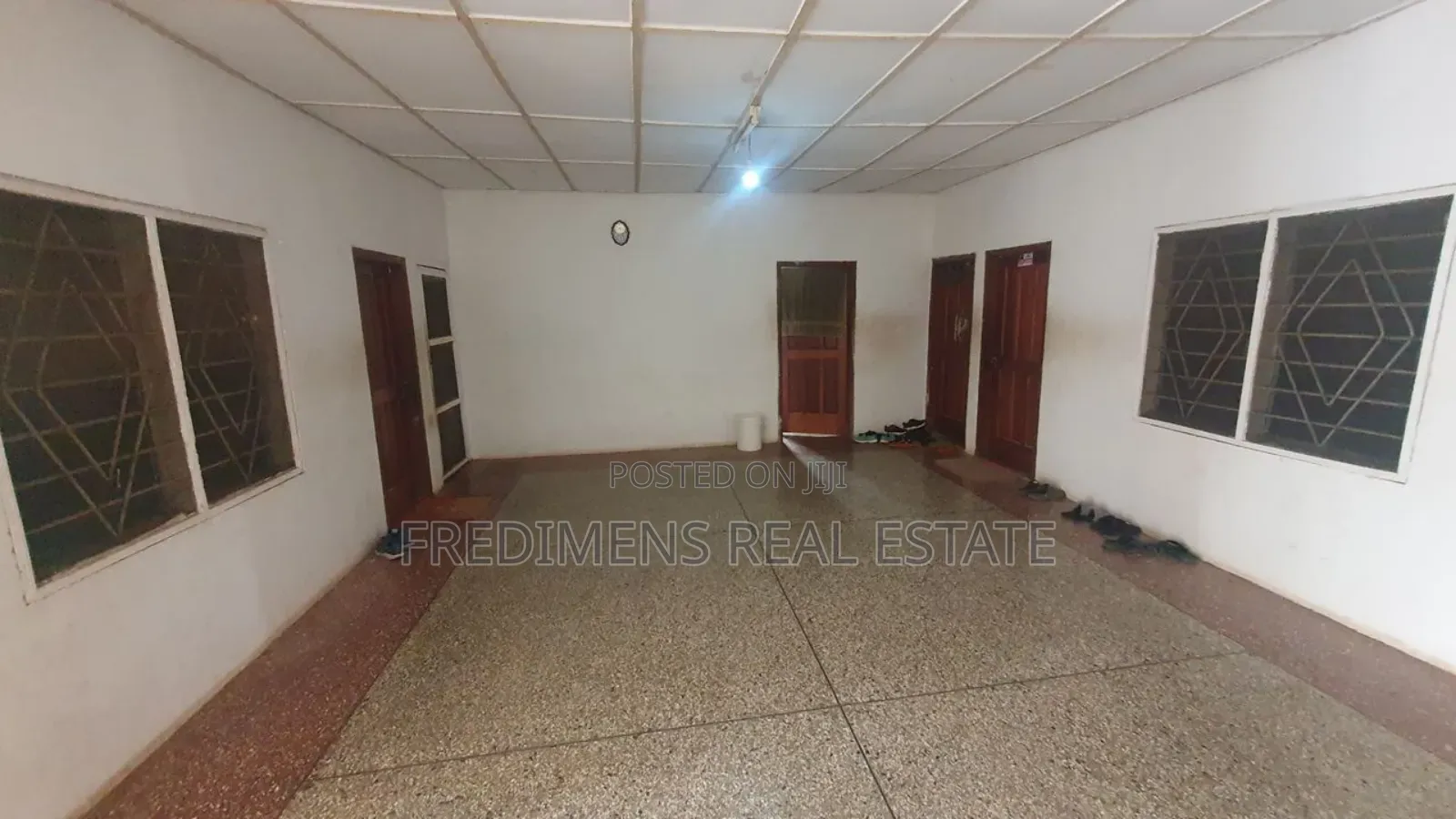 5bdrm House in Fredimens Real, Kumasi Metropolitan for sale