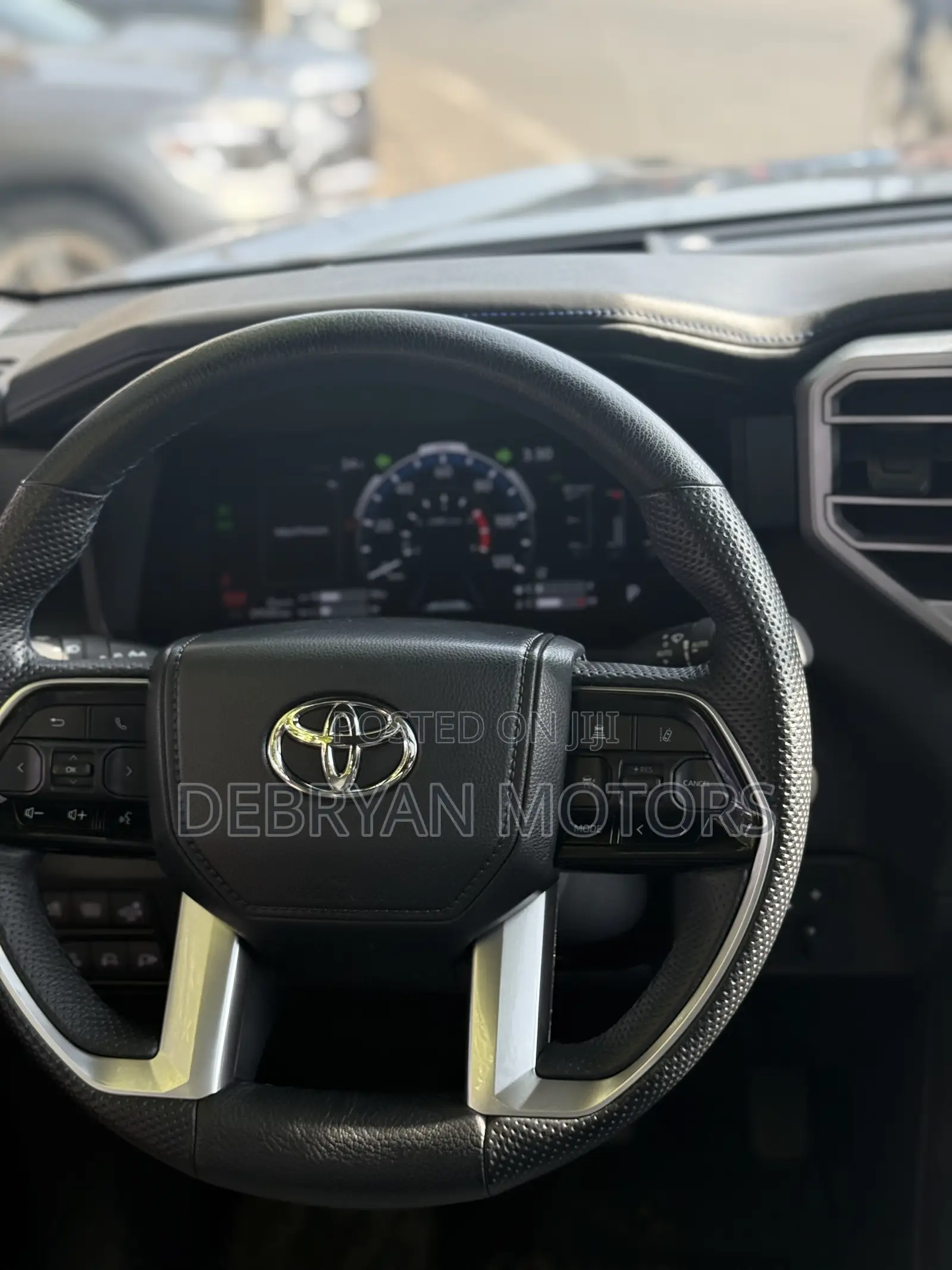 Toyota Tundra Platinum 2022 Gray