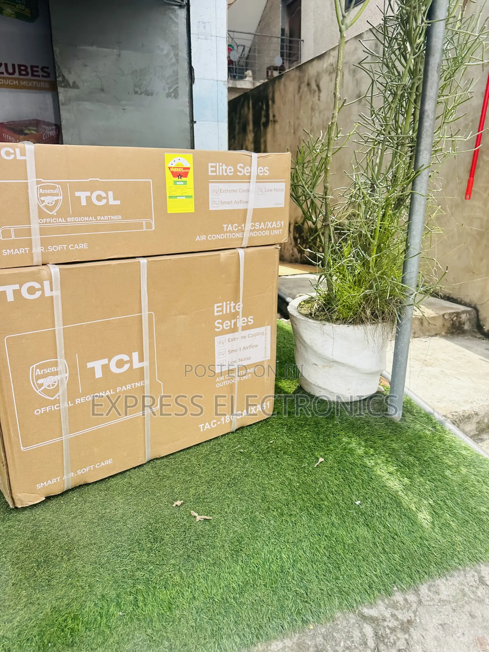 Automatic Cleaning Inverter Air Conditioner TCL 1.5hp Split