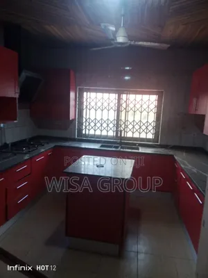 8bdrm Duplex in Wisa Group, Accra Metropolitan for rent