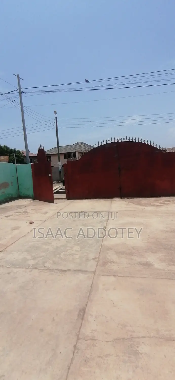 1bdrm Apartment in Spintex for rent
