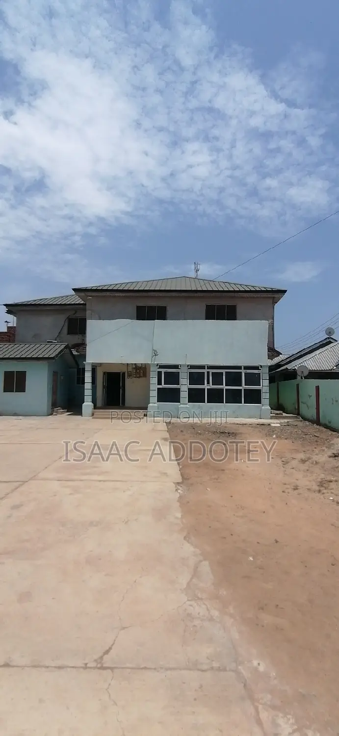 1bdrm Apartment in Spintex for rent