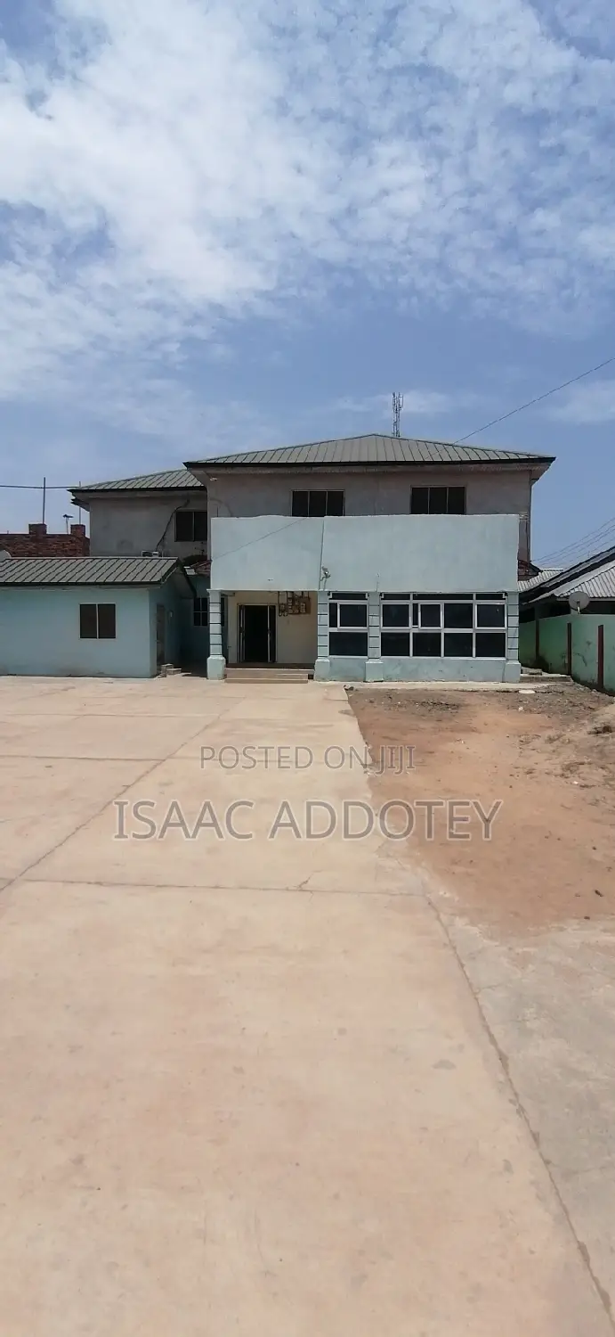 1bdrm Apartment in Spintex for rent