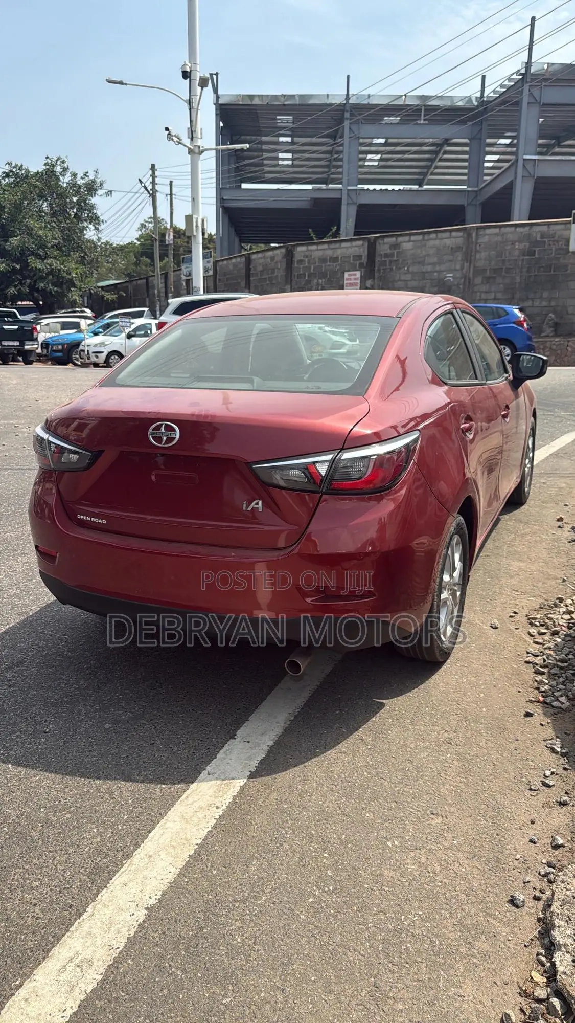 Scion iA Base 2016 Red