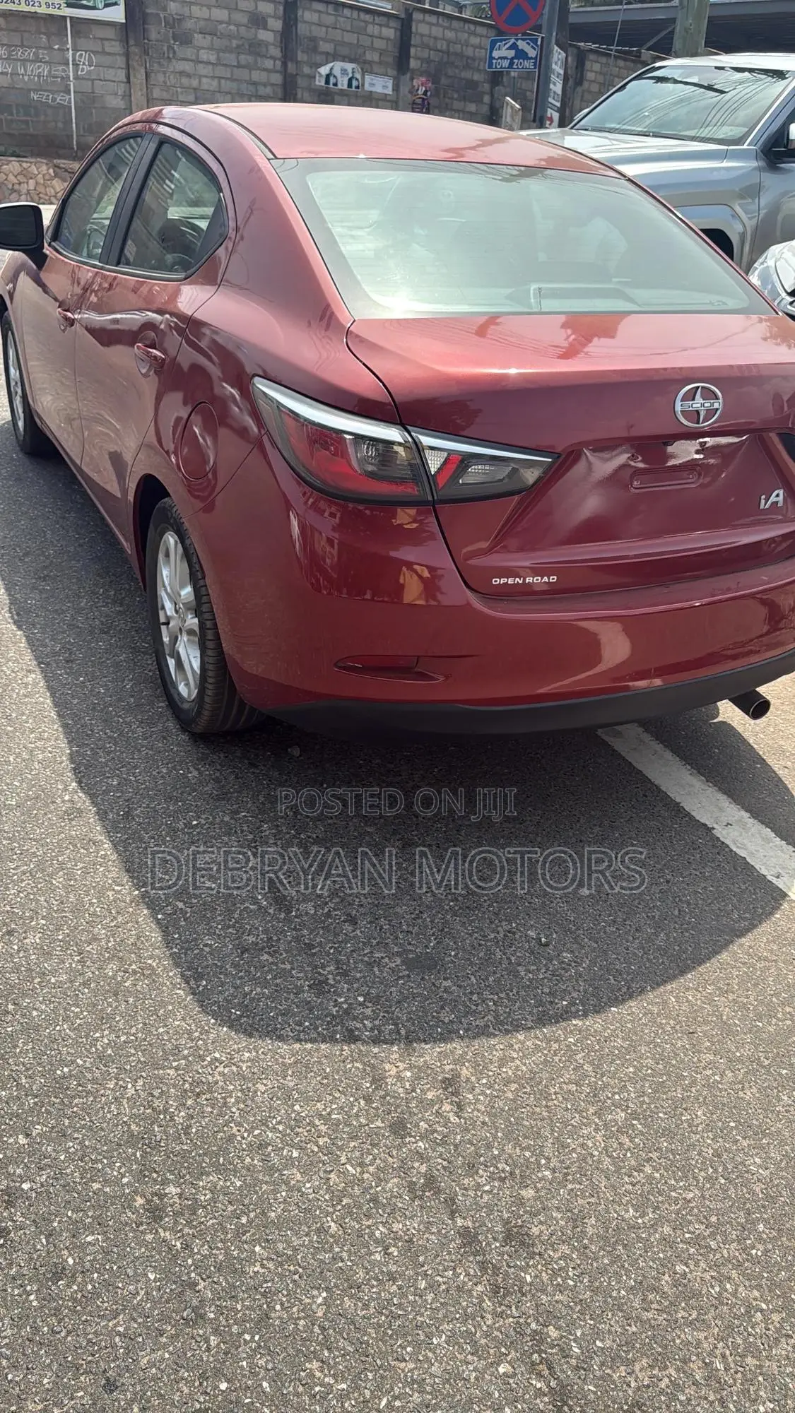 Scion iA Base 2016 Red