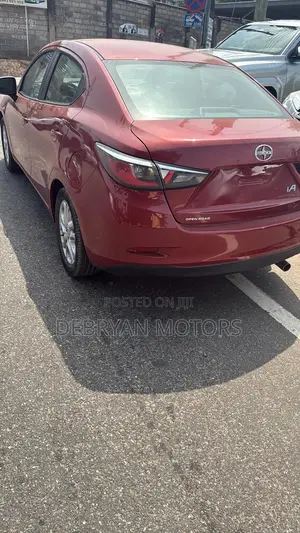 Scion iA Base 2016 Red