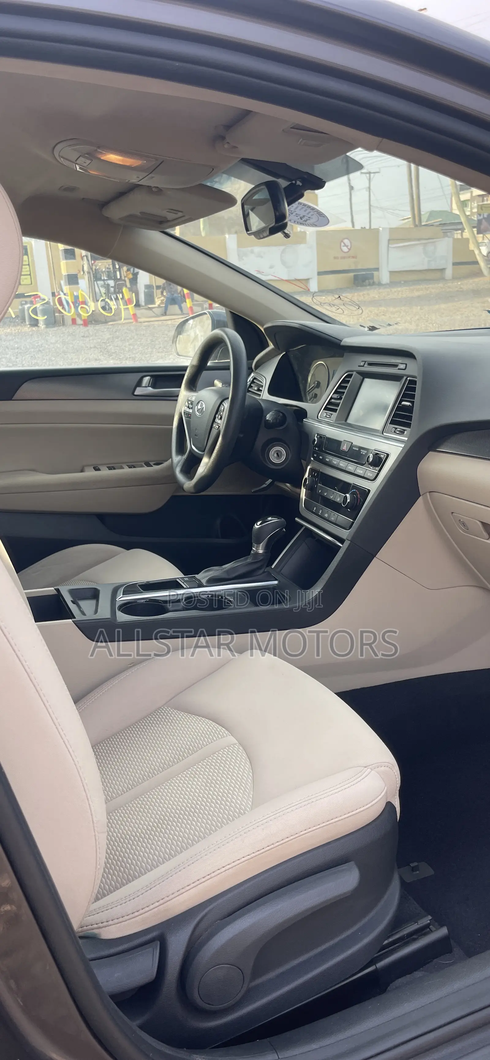Hyundai Sonata Sport 2.0T Sedan FWD (2.0L 4cyl 6A) 2017