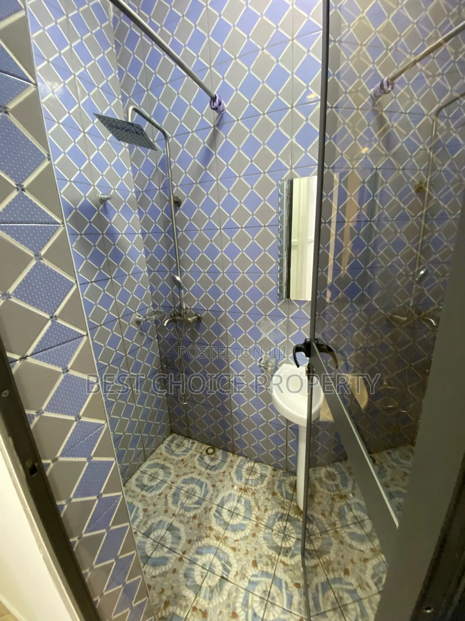 1bdrm Apartment in Adenta Frafraha for rent