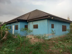 4bdrm House in Sewua Hospital, Kumasi Metropolitan for sale