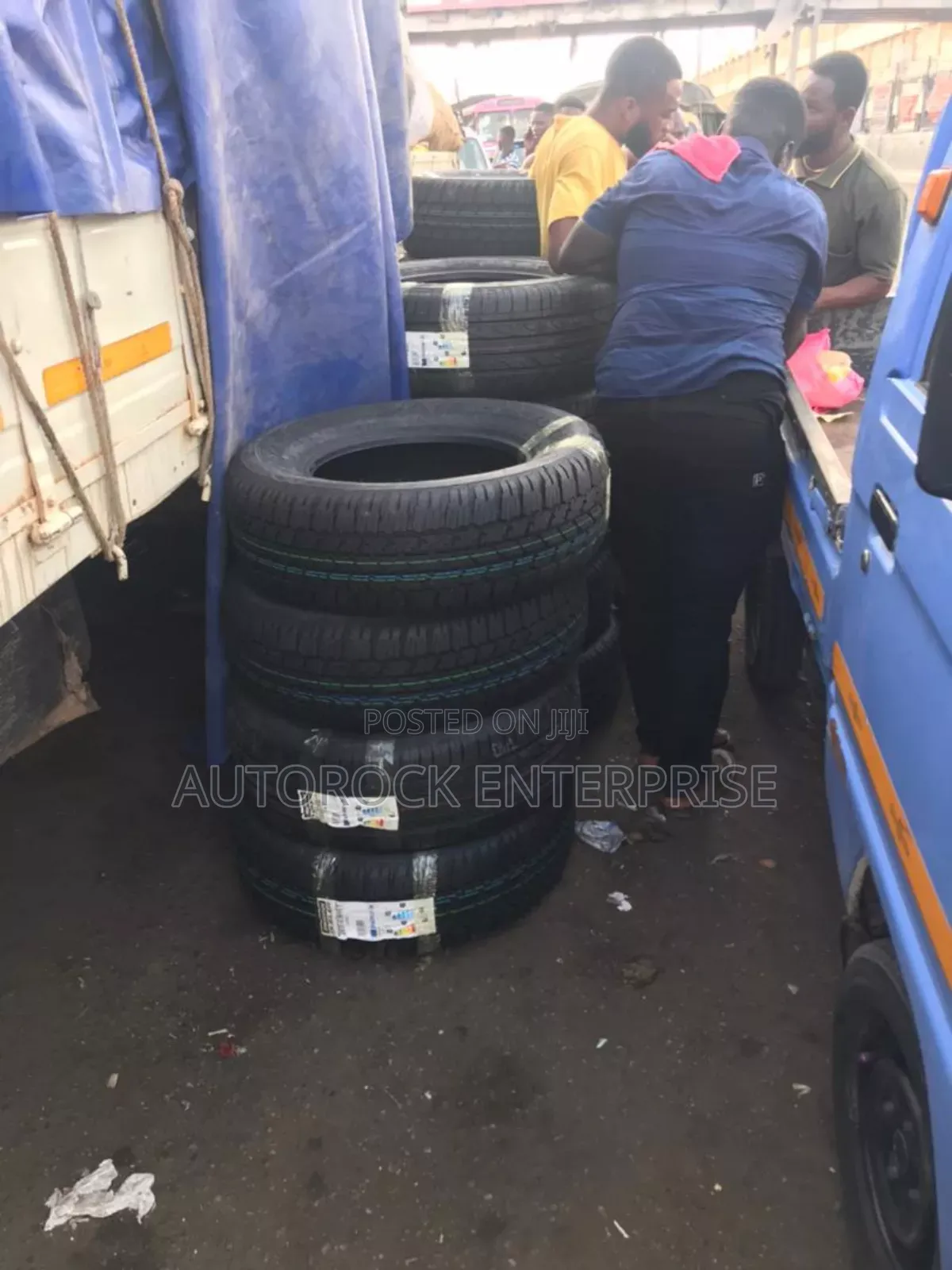 265/65r17 Bridgestone Dueler