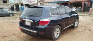 Toyota Highlander 2012 Blue