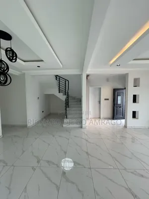 4bdrm Townhouse/Terrace in Oyarifa Mall Area for sale