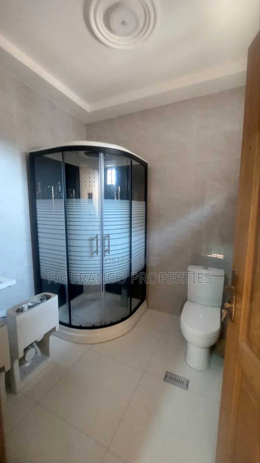 4bdrm House in Kg.Franco Properties, Spintex for rent