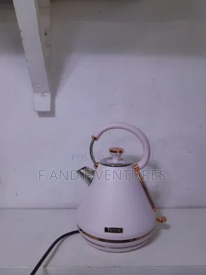 Tower Pink Pyramid Kettle -Uk