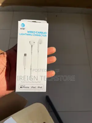 At T Lightning Earpods
