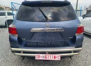 Toyota Highlander 2013 Blue