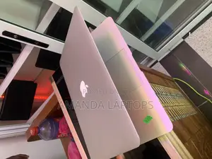 Laptop Apple MacBook 2013 8GB Intel Core I5 SSD 128GB