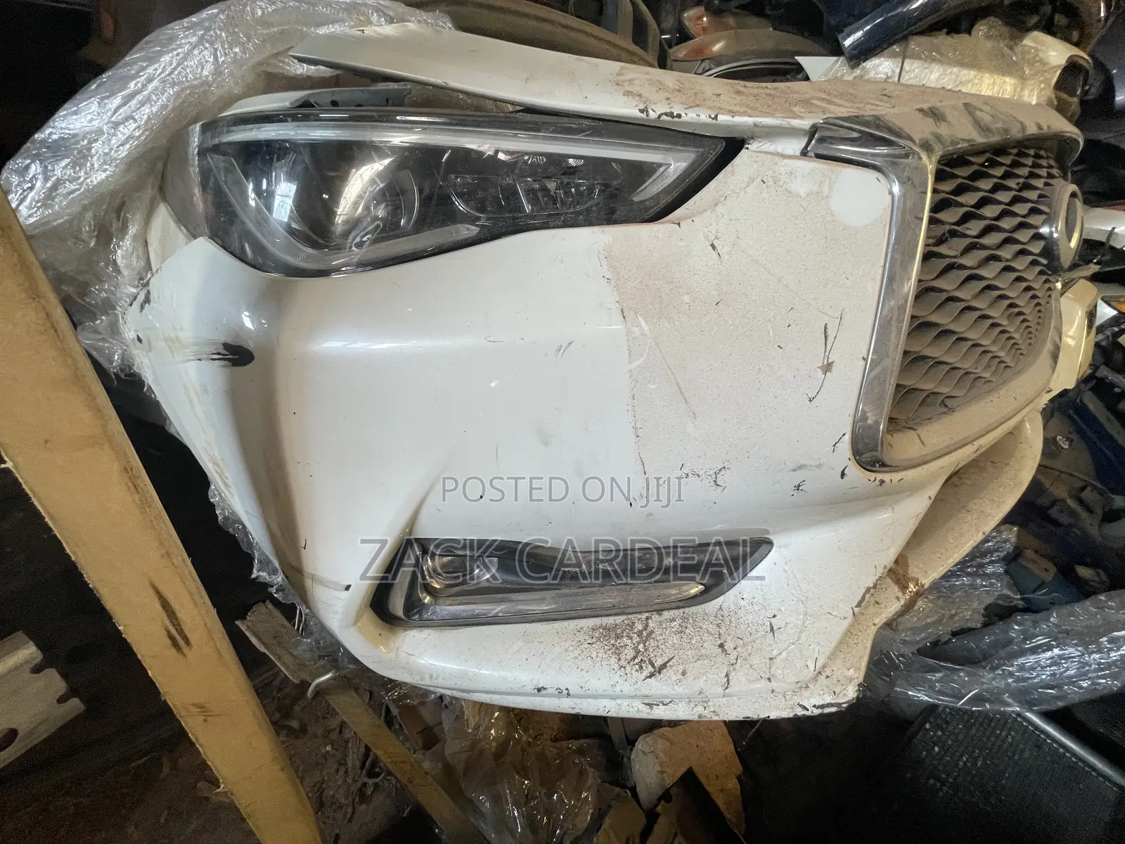 Infinity Q60 2016 Front Cut