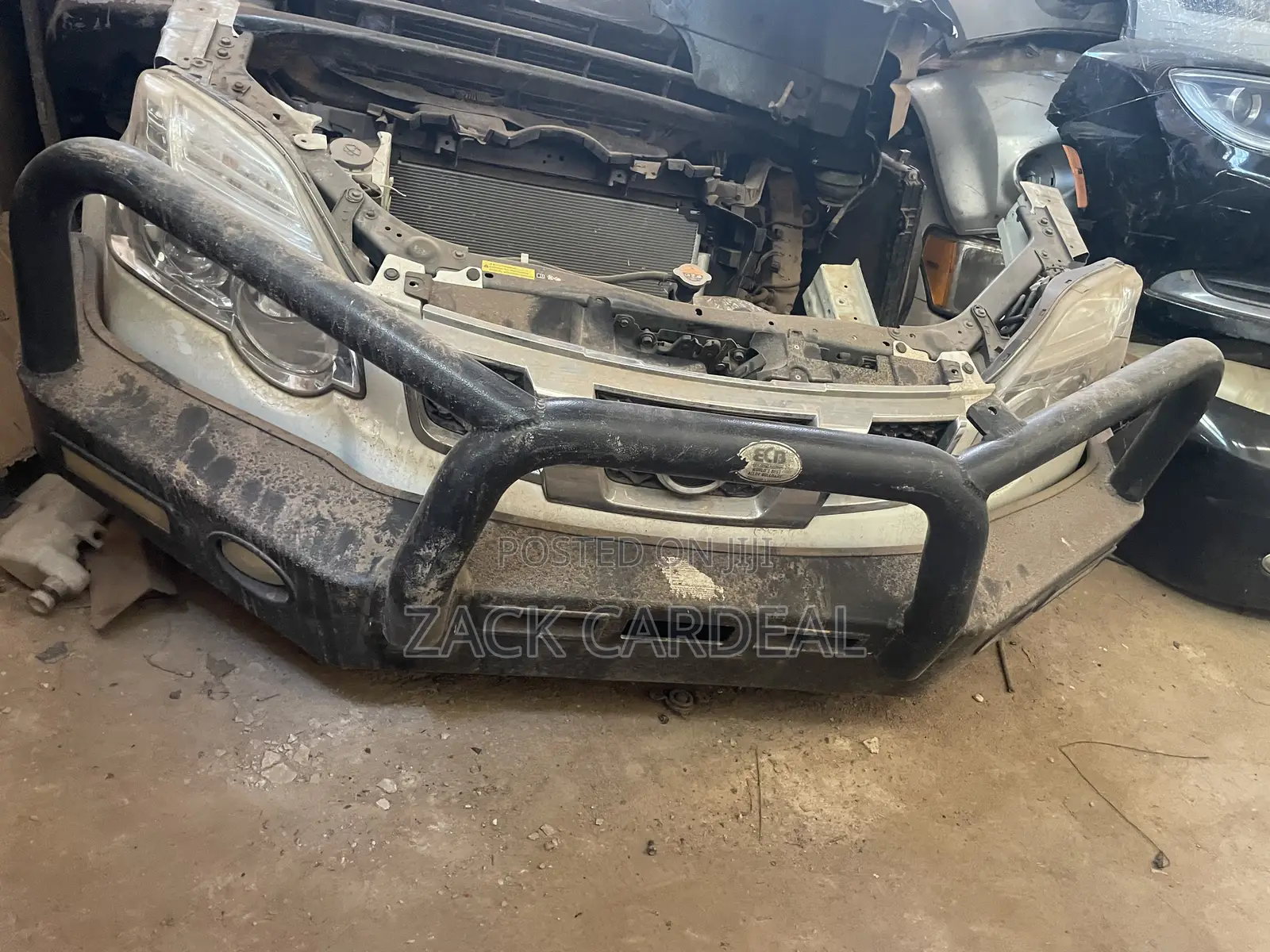 Nissan Xtrail 2012 Front Cut With Guide