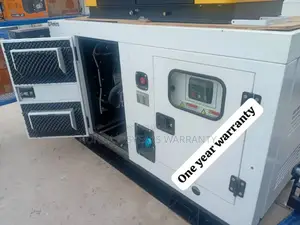 Quality Perkins Generator 18kva 20kw Silent Diesel Ř