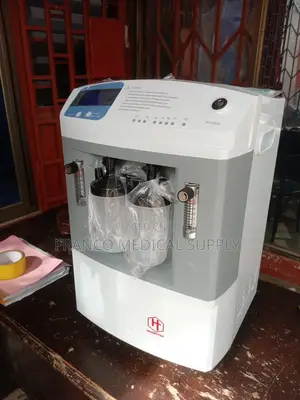 Oxygen Concentrator (With 2 Bottle)