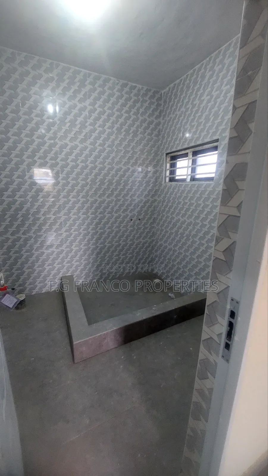 2bdrm Apartment in Kg. Franco, Teshie for rent