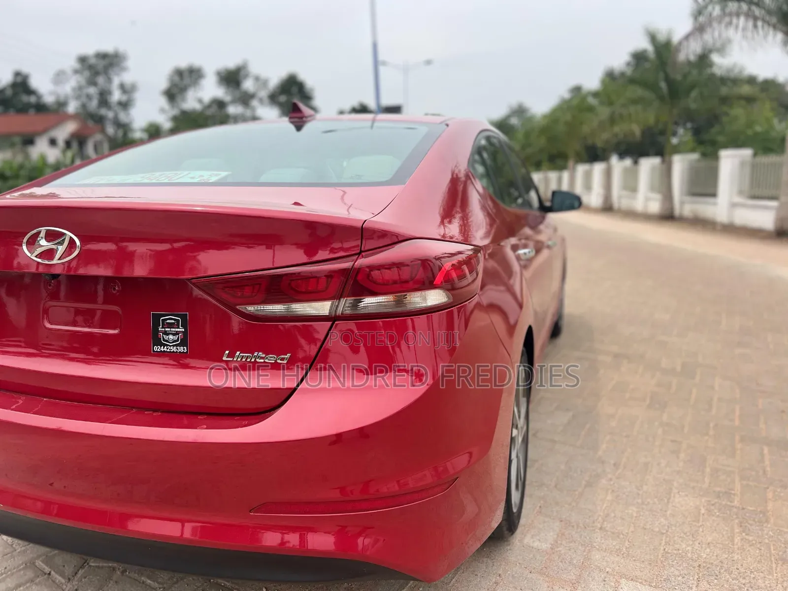 Hyundai Elantra 2017 Red