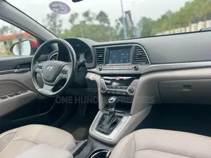Hyundai Elantra 2017 Red