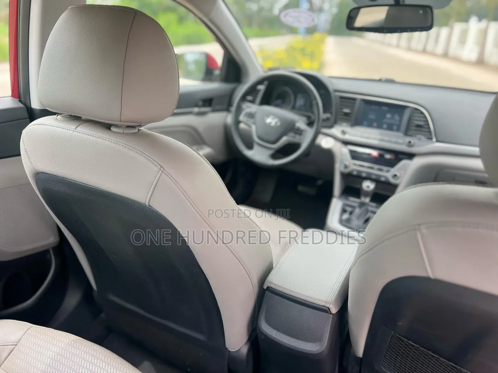 Hyundai Elantra 2017 Red