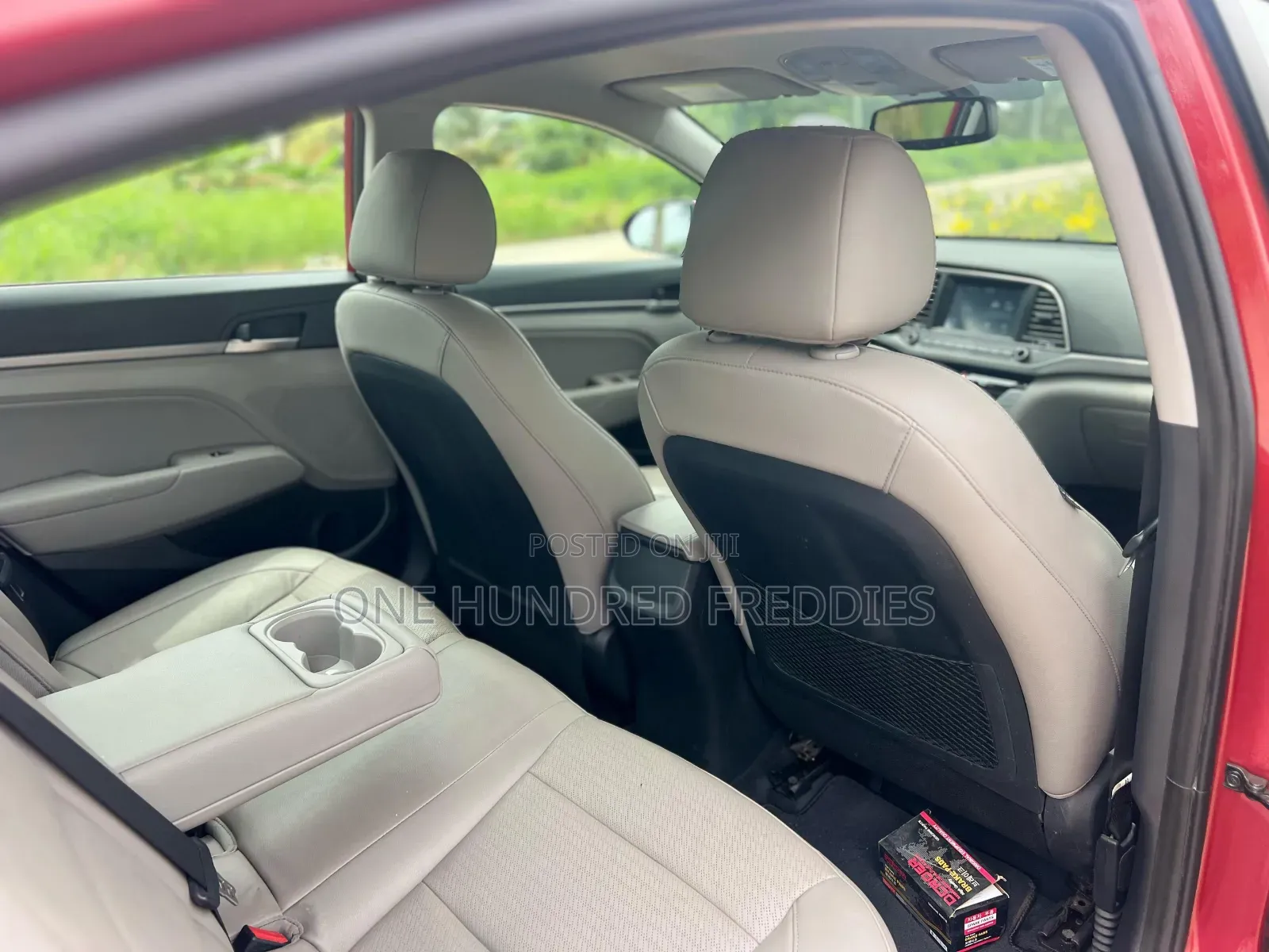 Hyundai Elantra 2017 Red