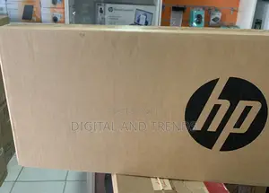 New Laptop HP 250 G10 8GB Intel Core I5 SSD 512GB