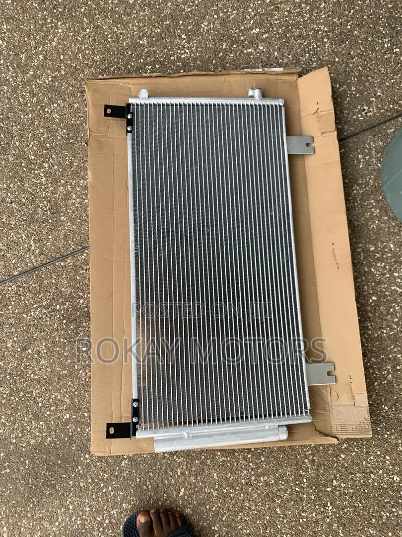 CRV 2017,2018,2019,2020,2021 Condenser / Ac Tank