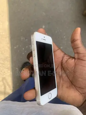 Apple iPhone 5s 32 GB Gold